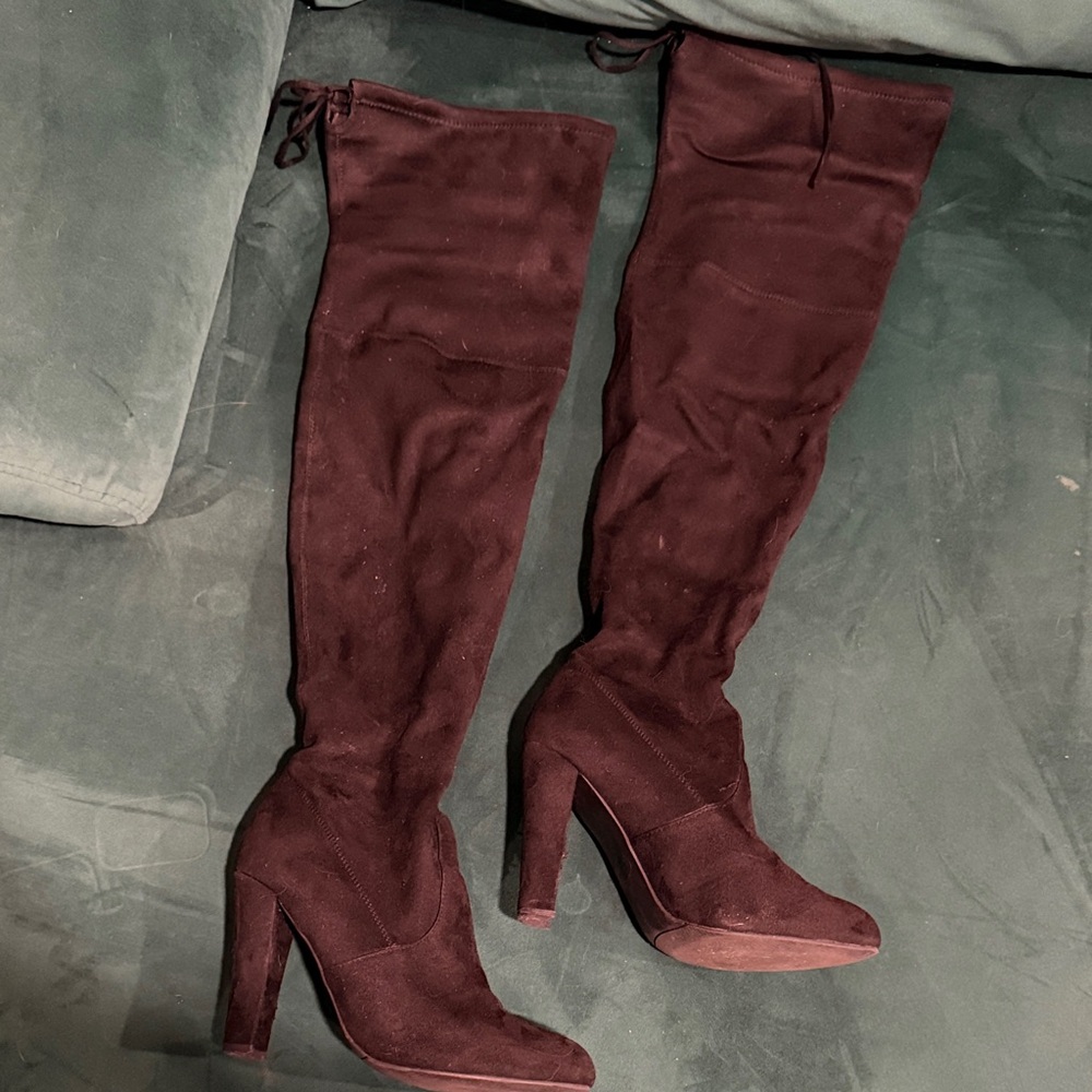 Steve Madden Black Knee-High Women's Boots